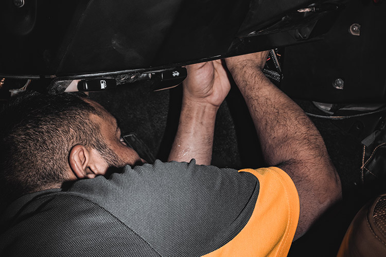 Connecting to the ECU is as easy as plug and play