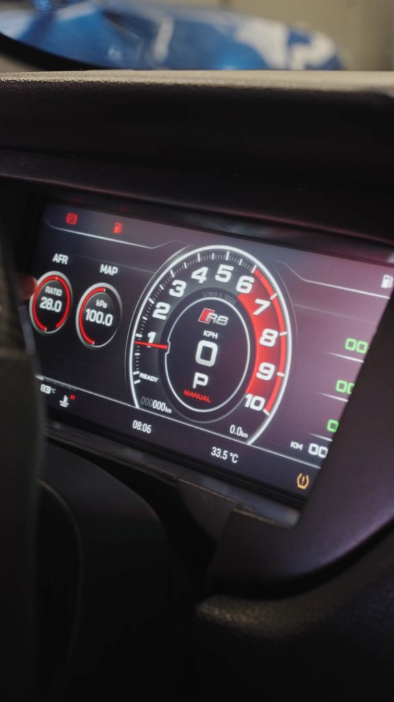 Elite Dash Mustang 9