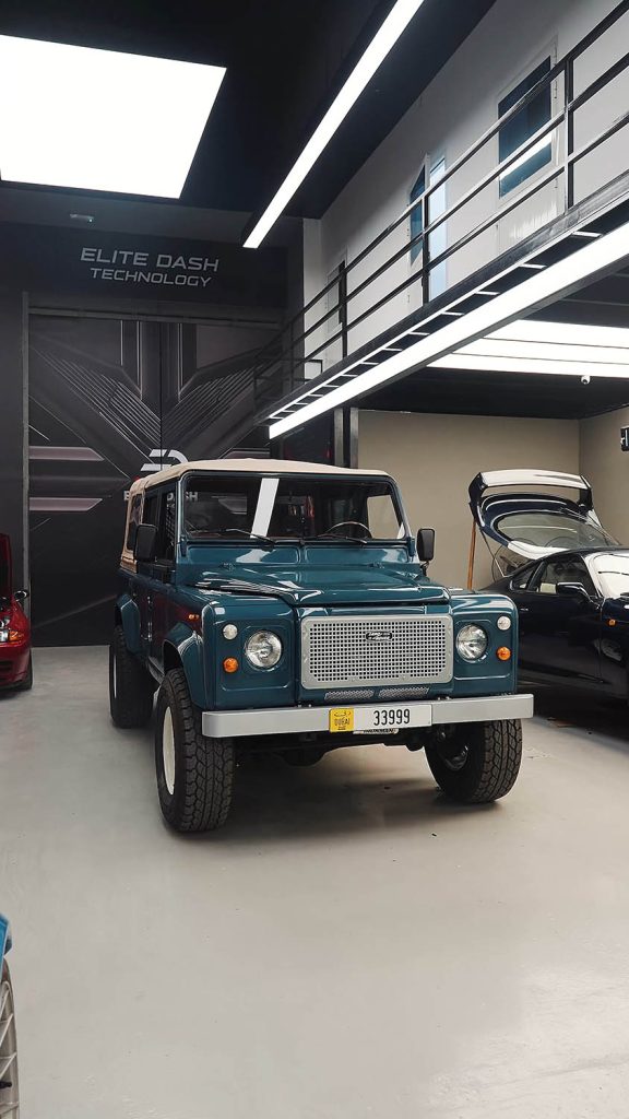 land rover 1
