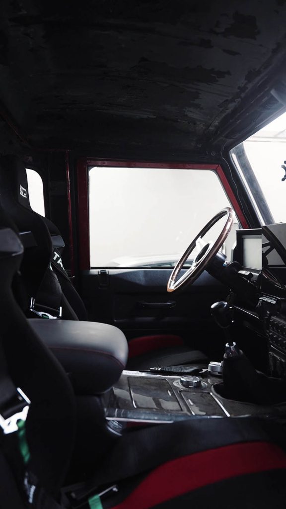 Land rover red 1 1 5