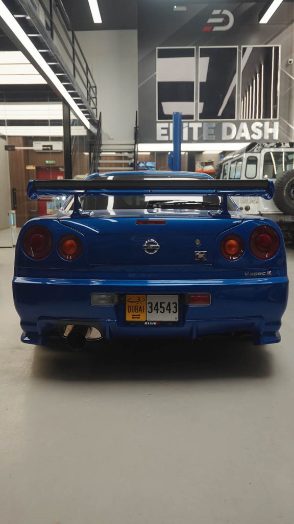 r34 0 1