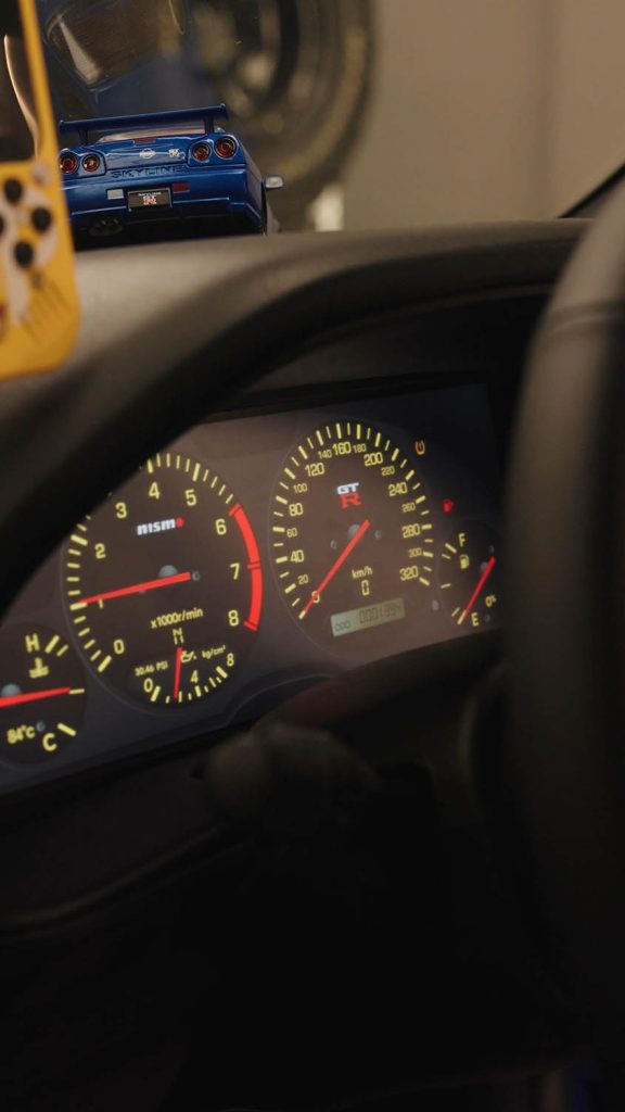 r34 3